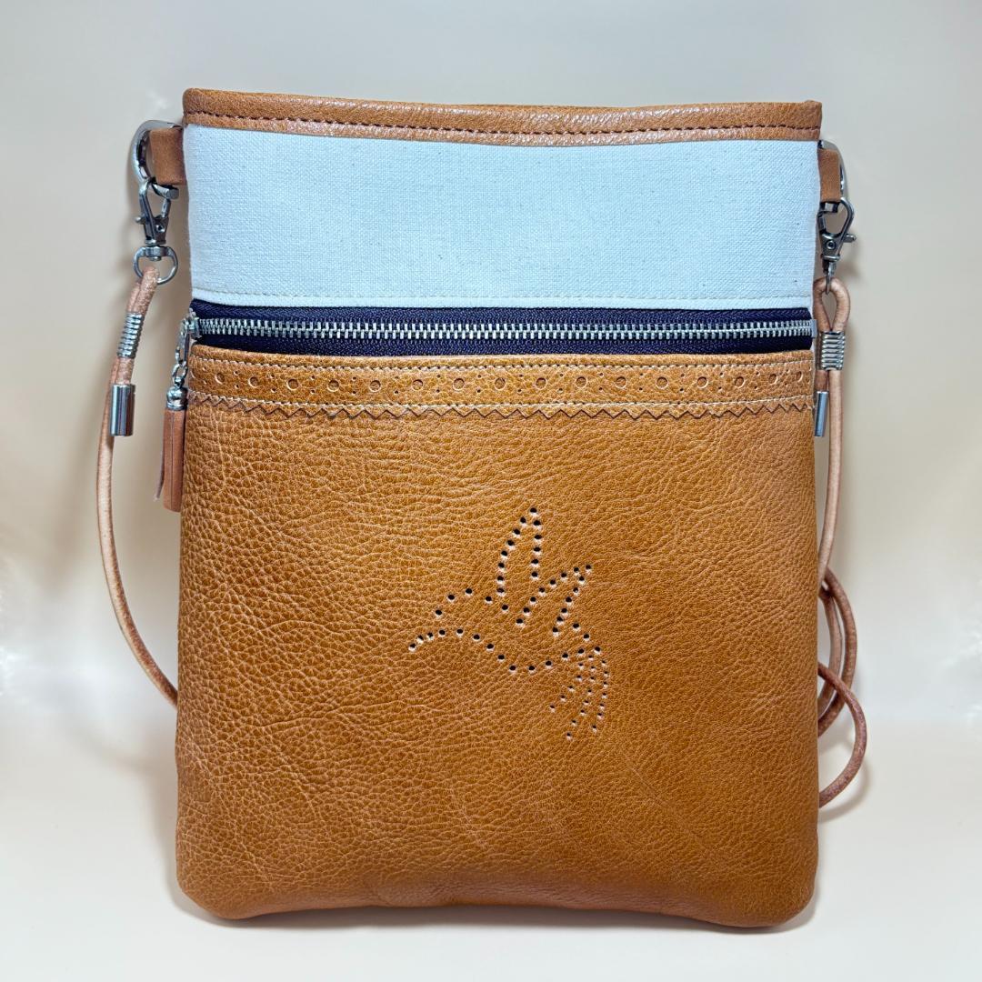 本革×帆布 サコッシュ 茶 小鳥柄 金具色シルバー ショルダーバッグ