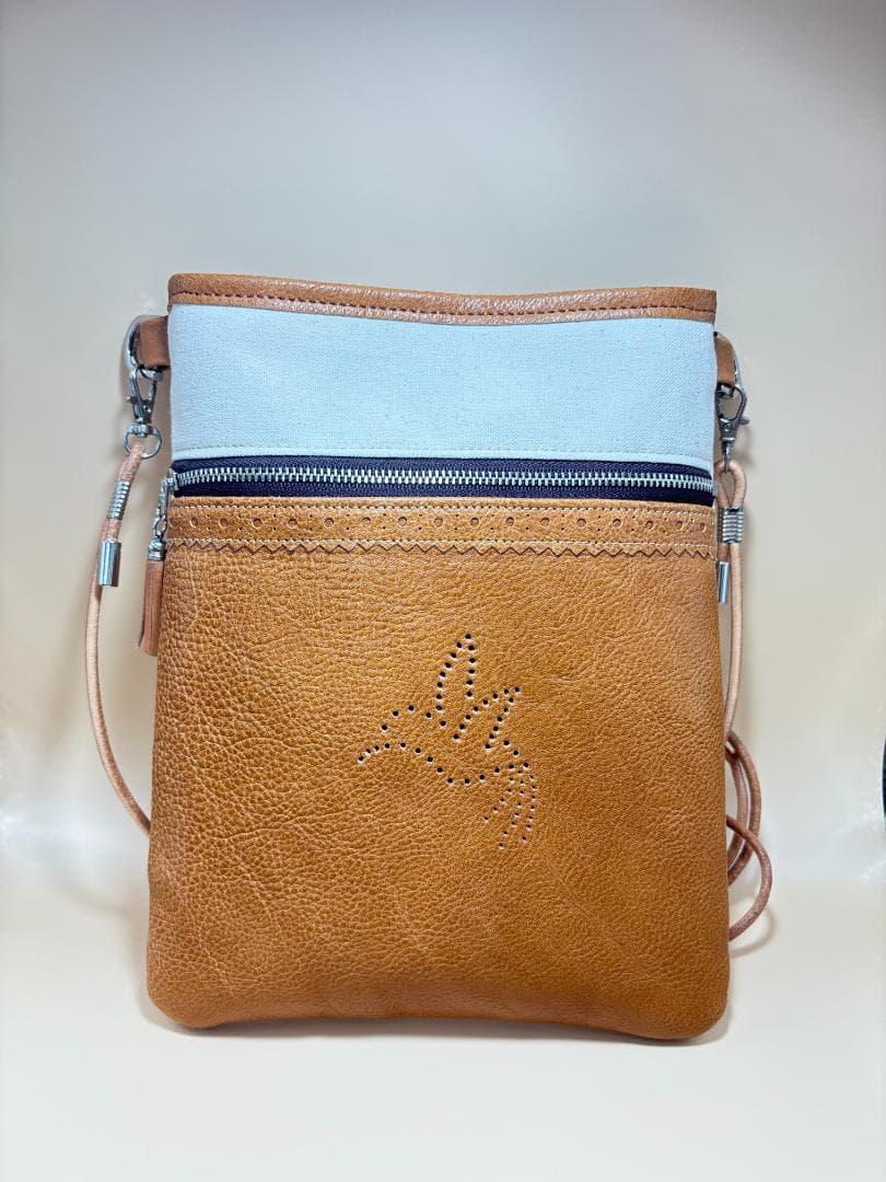 本革×帆布 サコッシュ 茶 小鳥柄 金具色シルバー ショルダーバッグ