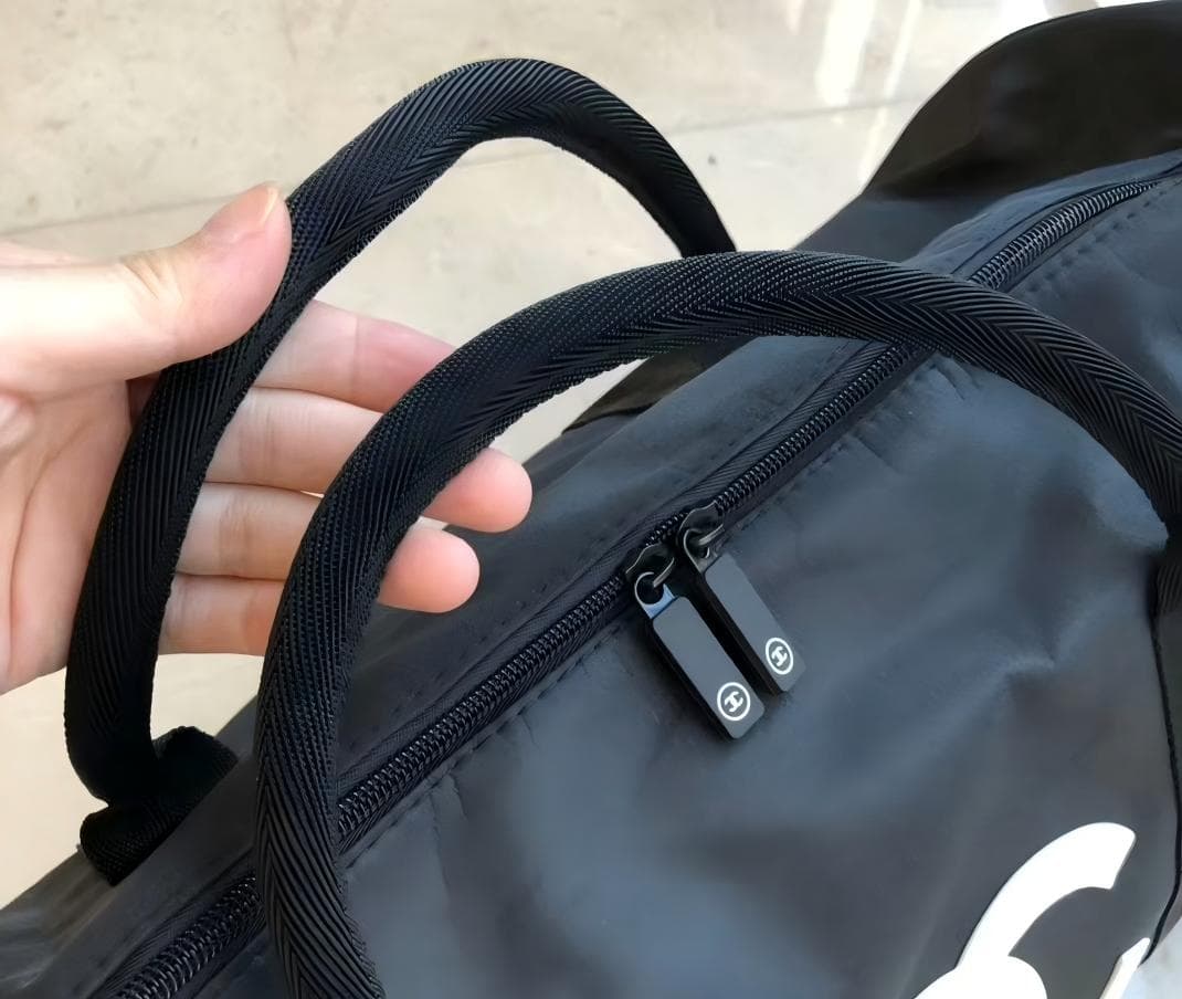 ボストンバッグ ノベルティ ストラップ付き黒