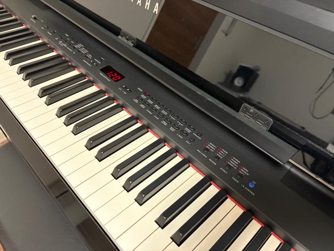 美品 YAMAHA電子ピアノClavinova CLP-S408 鏡面ブラック