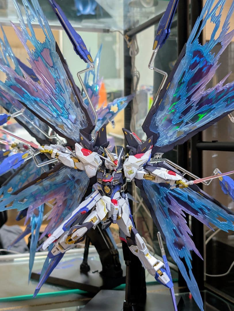 8日まで出品 メタルビルド デスティニー+ストライクフリーダム+光の翼 2024