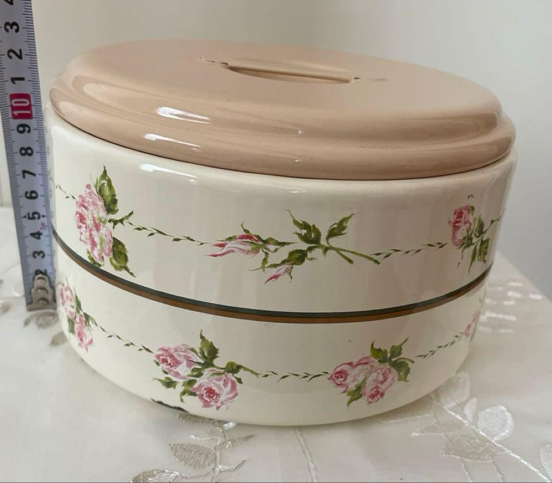 ローズボーダー柄のホーローキャニスターセット
