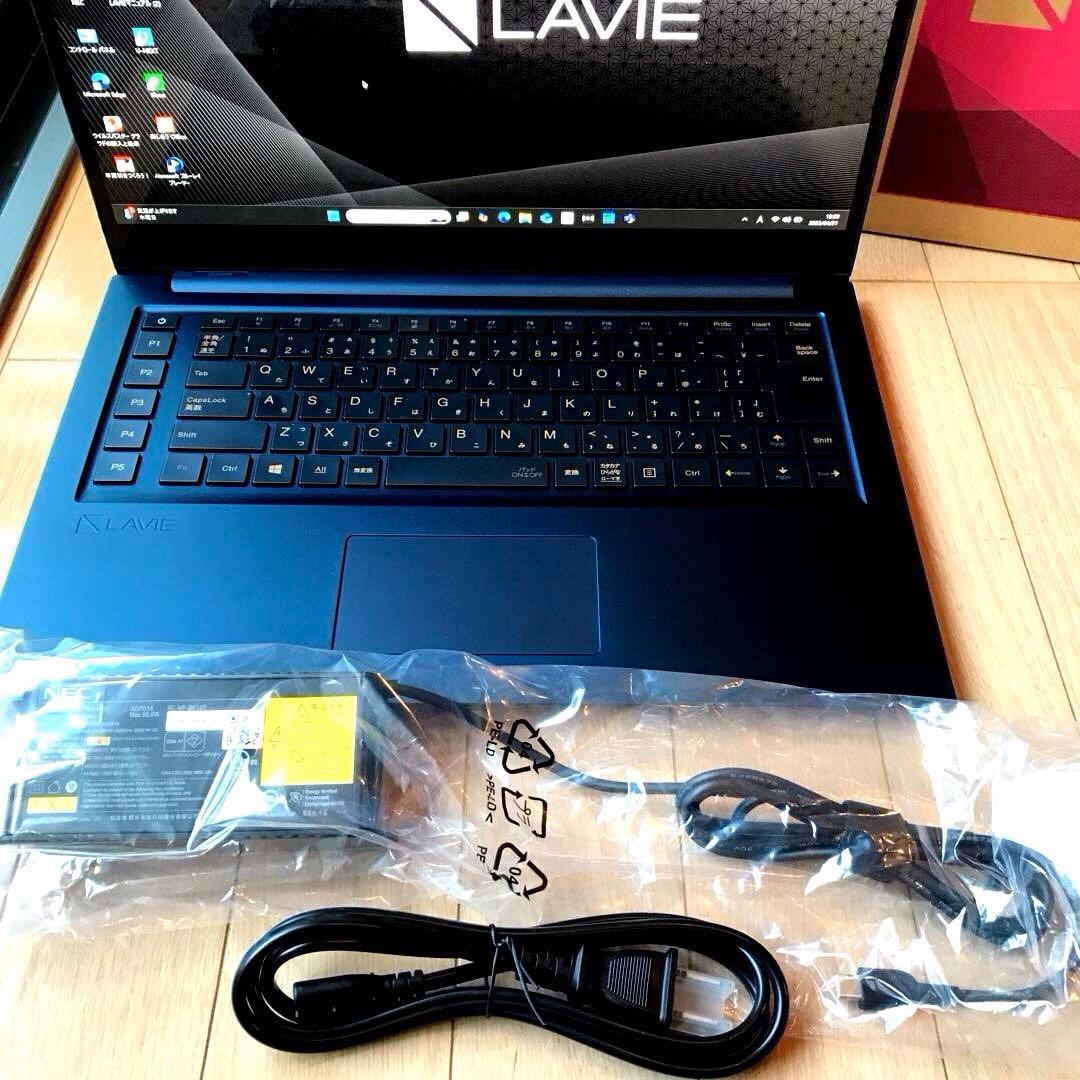 美品LaVie VEGA LV950/RAL【4K プレミアムミラーガラス天板】