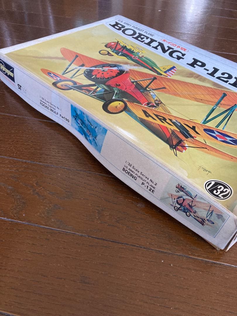ハセガワ　ボーイング　P-12E プラモデル　ヴィンテージ