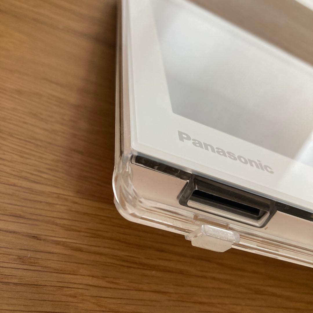 美品 Panasonic プライベートビエラ UN-10CE10-W ホワイト