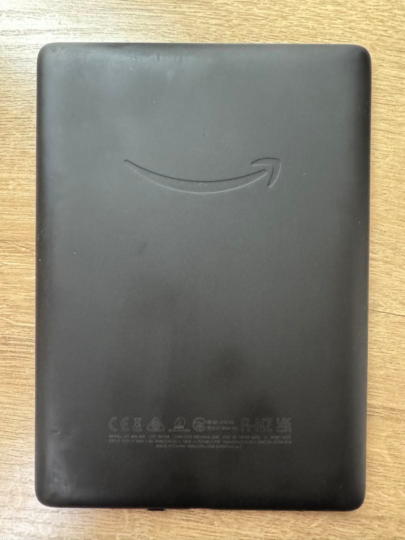 Kindle Paperwhite (第11世代) 本体 16G 広告あり