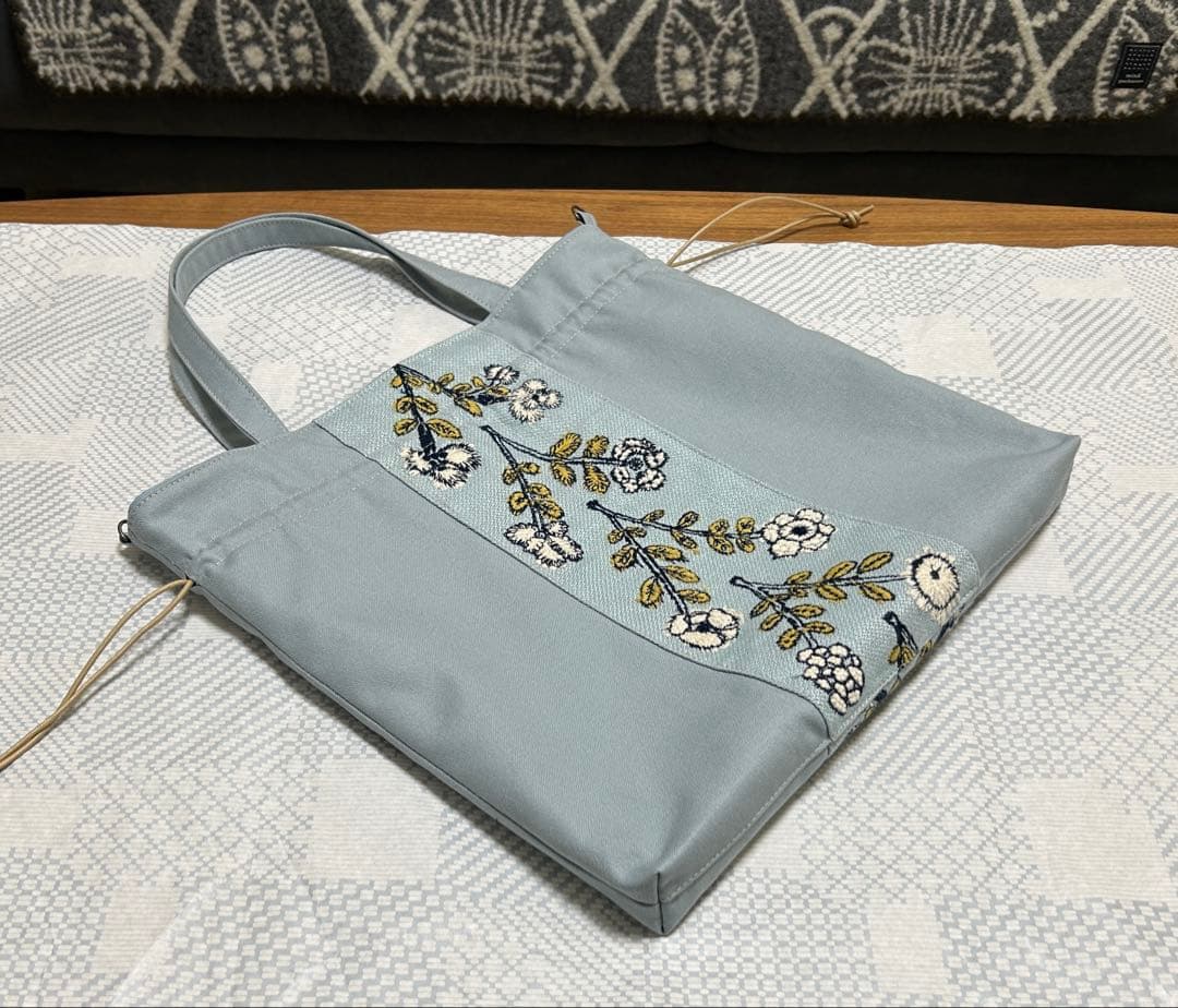 ちゃこ 様 twins light blue