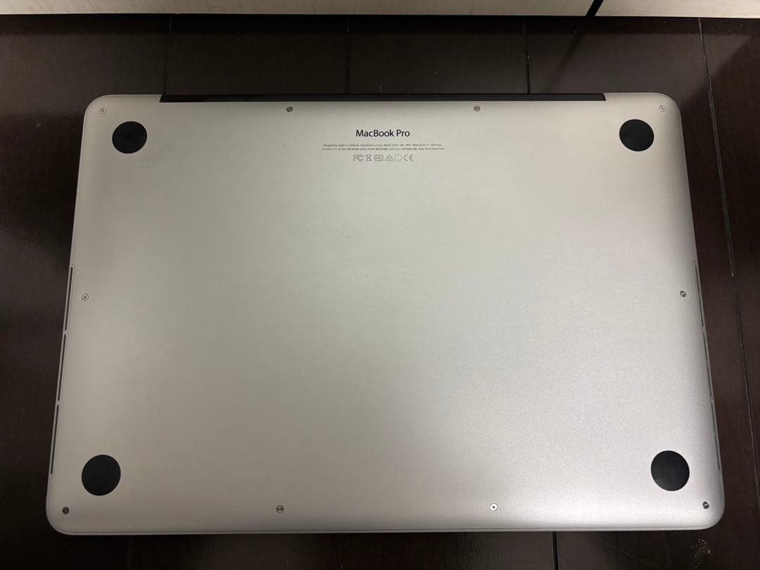 MacBook Pro 13インチ/充電器付き