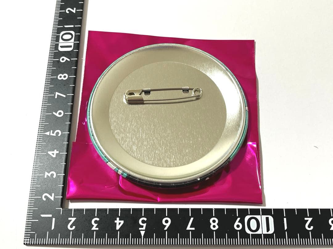 ボカロ　ラスカル2020冬　ランダム缶バッジ　初音ミク