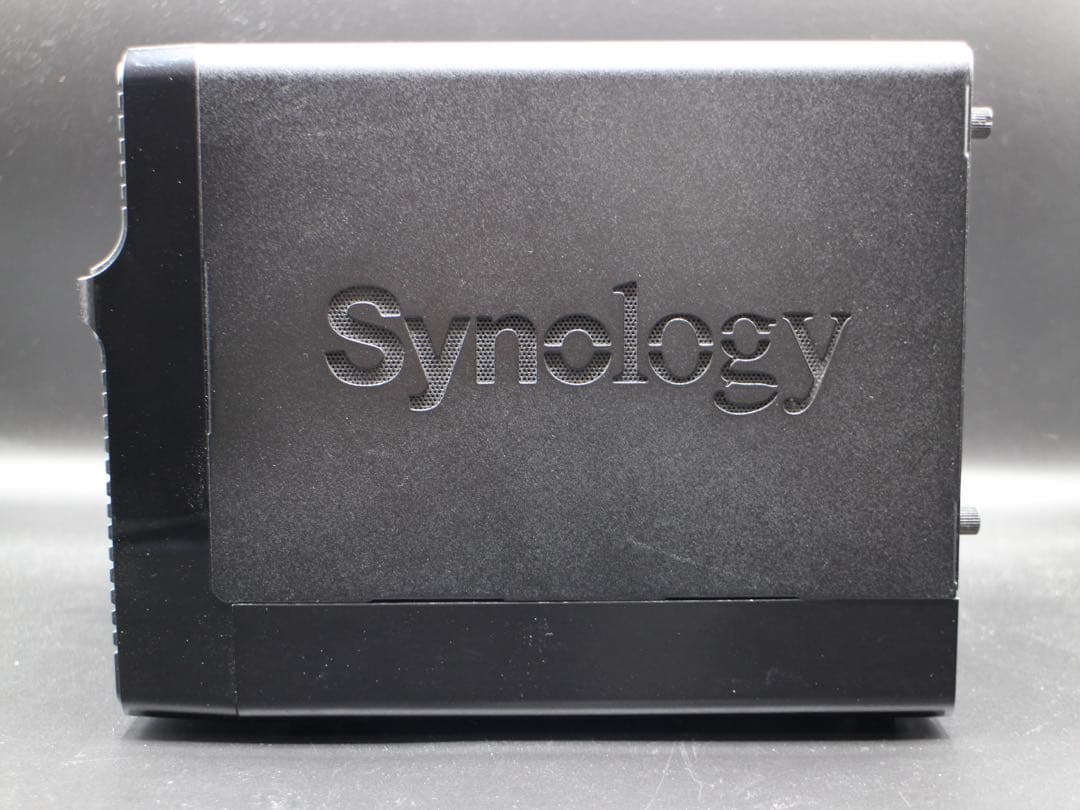 外付けハードディスク・ドライブ Synology NAS DS418j 02