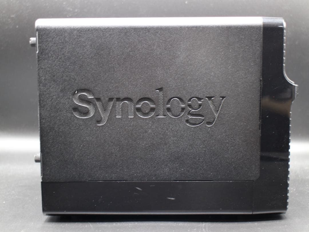 外付けハードディスク・ドライブ Synology NAS DS418j 02
