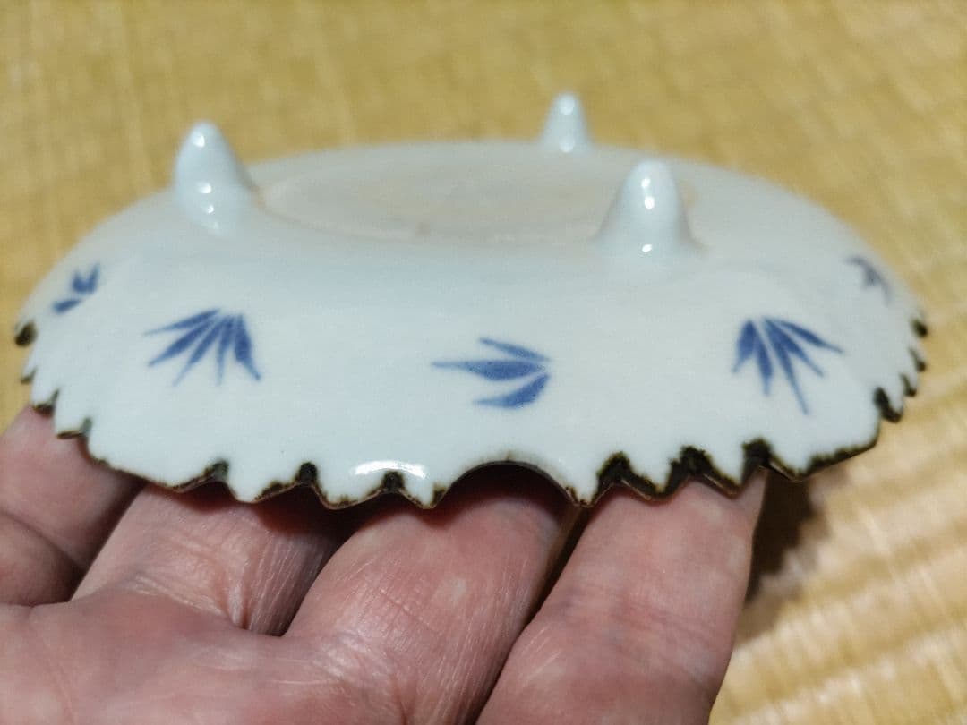 あっちゃん様　4枚価格　名工！初代　川瀬竹春　中国風　祥瑞　染付　３ツ足　皿