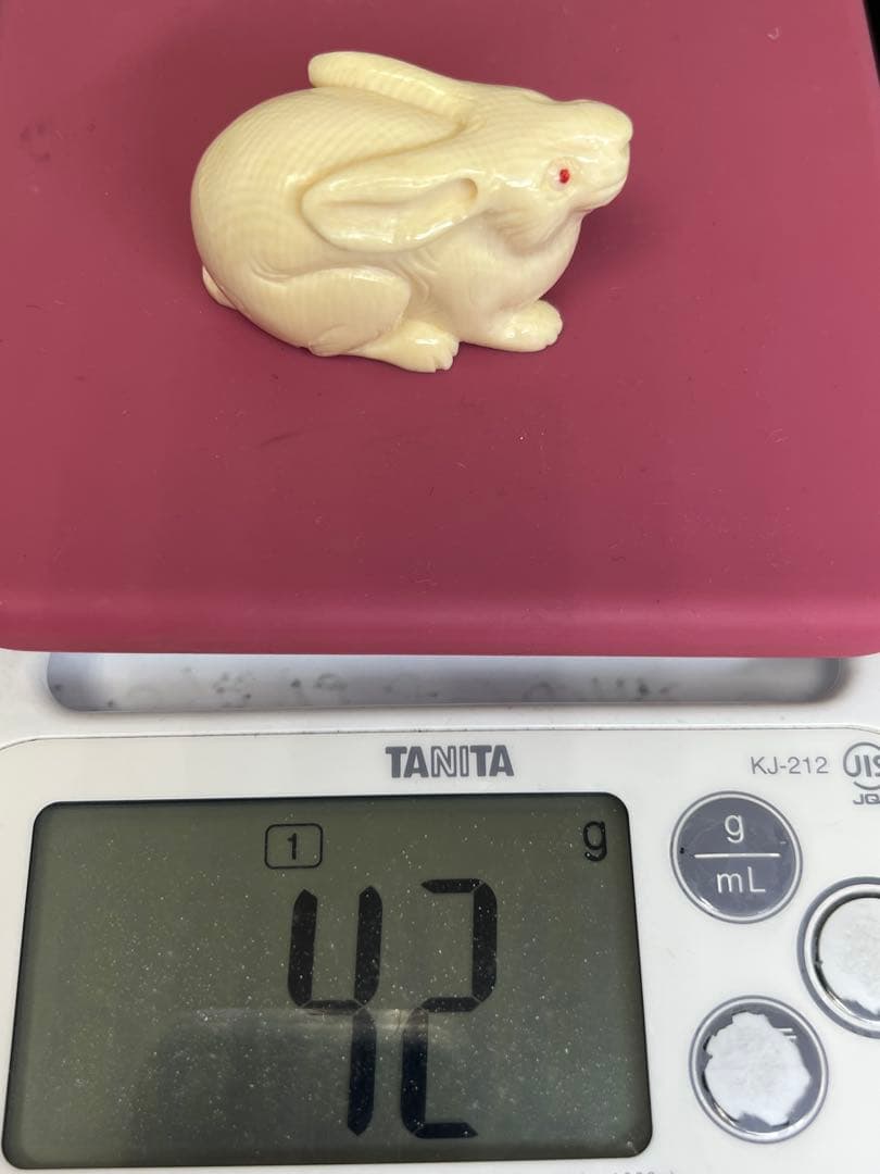 専用　在銘　極上　うさぎ　根付　約5㌢　トヒサ　東ゆ7-0914⭐︎1F