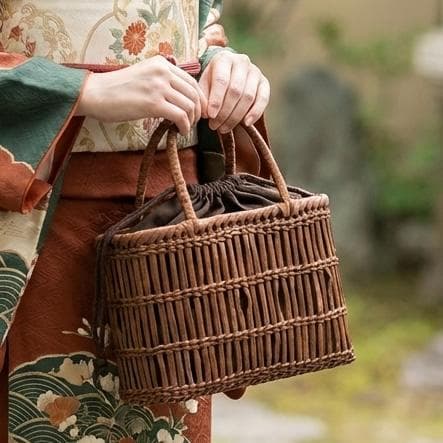 山葡萄バッグ　垣根網 手編み　籠　和装　きものKIMONO 特別価格　限定1点
