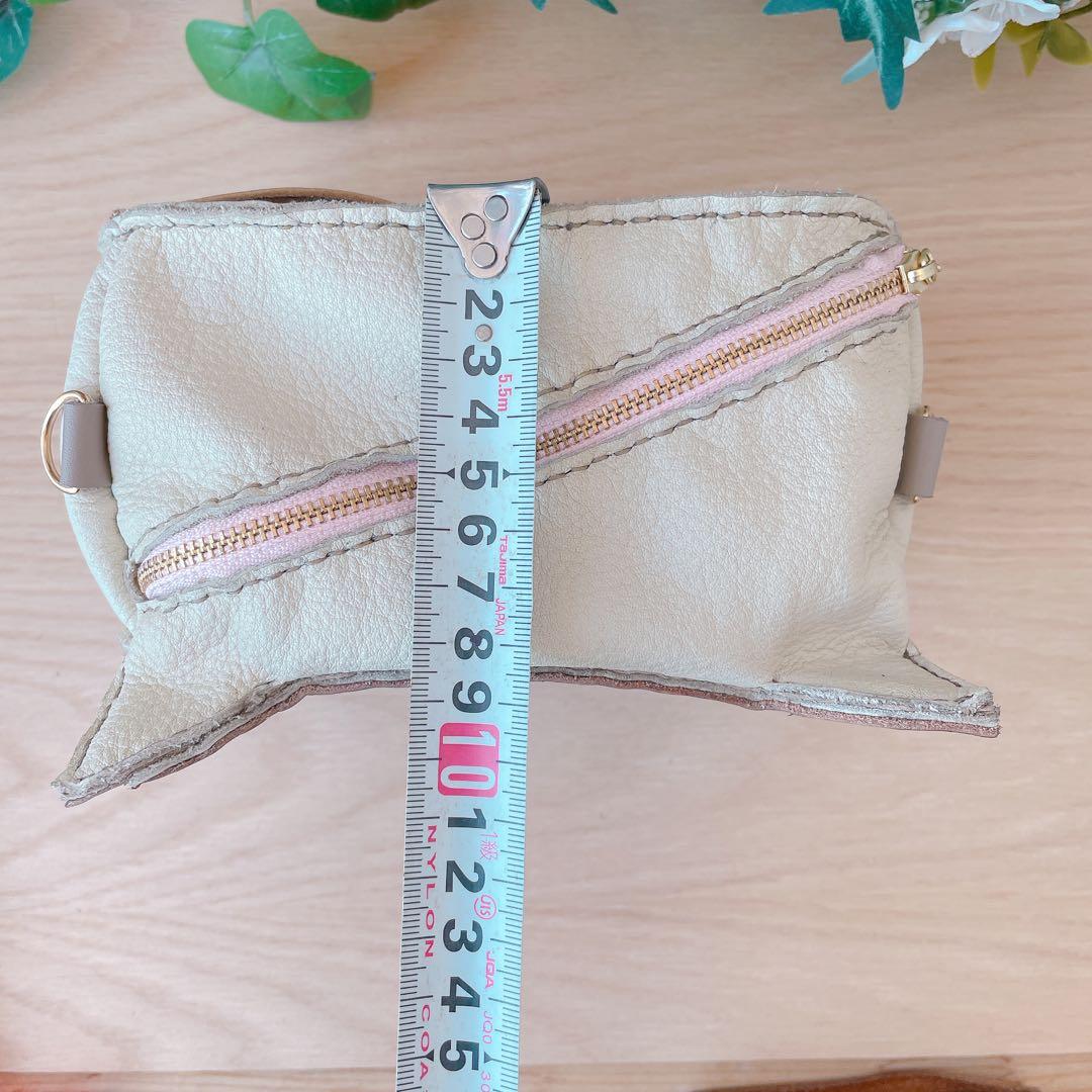 猫のポーチ　本革　手縫い　小物入れ