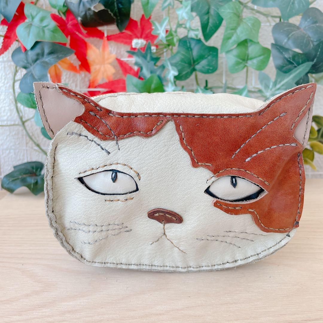 猫のポーチ　本革　手縫い　小物入れ