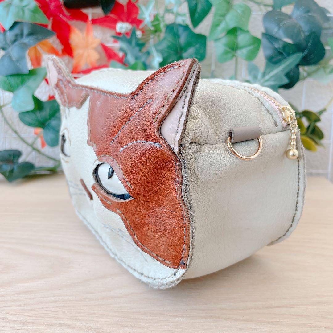 猫のポーチ　本革　手縫い　小物入れ