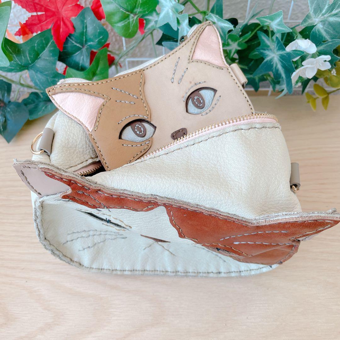 猫のポーチ　本革　手縫い　小物入れ