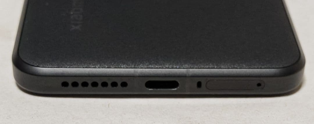 極美 Xiaomi 15 Ultra＋未使用キット＋液晶カメラコーティング済