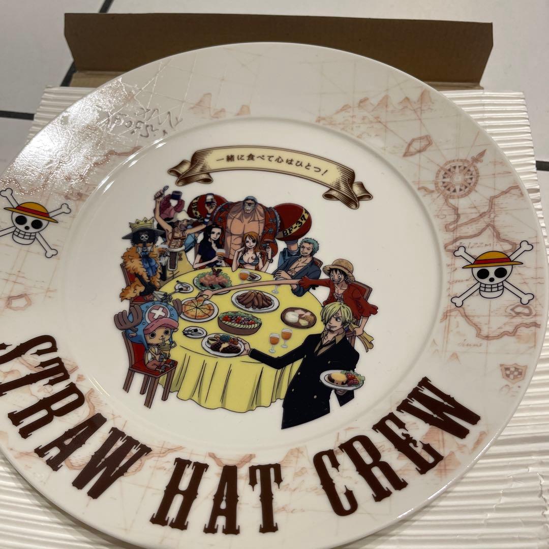 新品未使用　ONE PIECE プレート2枚➕フォーク5本セット