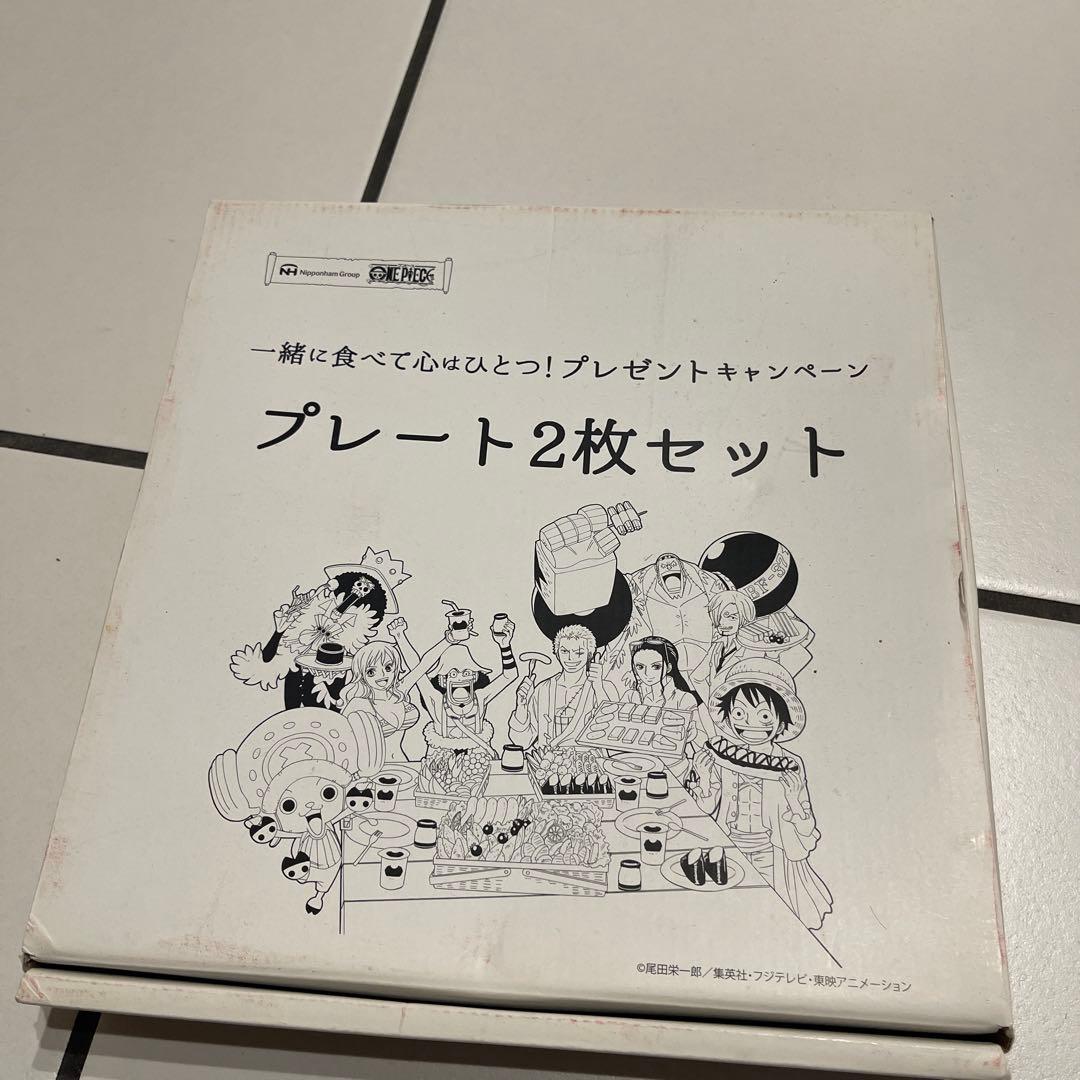 新品未使用　ONE PIECE プレート2枚➕フォーク5本セット