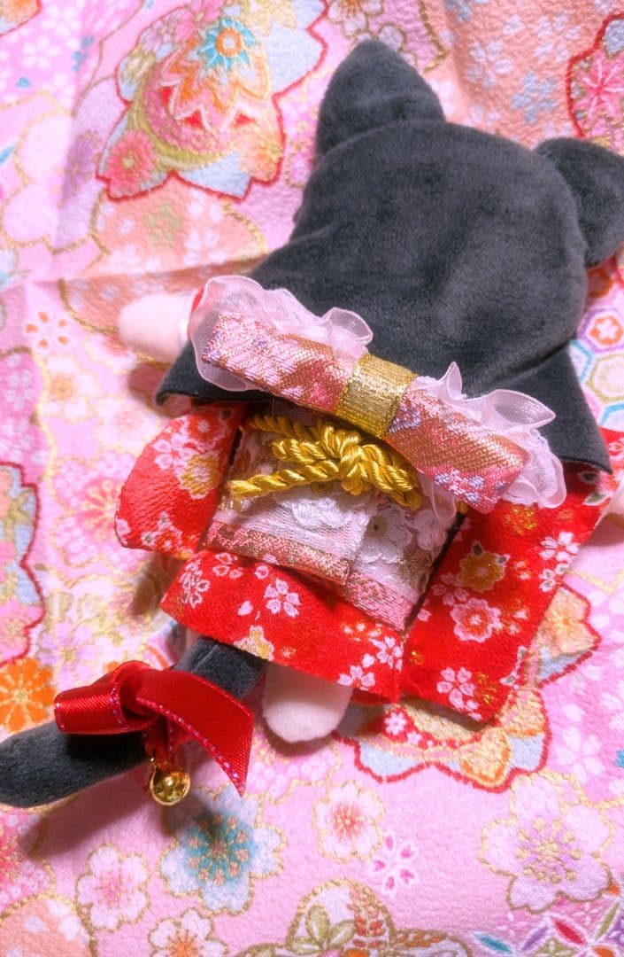 【✧完成✧】着せ替えOK　座敷わらし　女の子　縁起物　ちりめん　ピンク