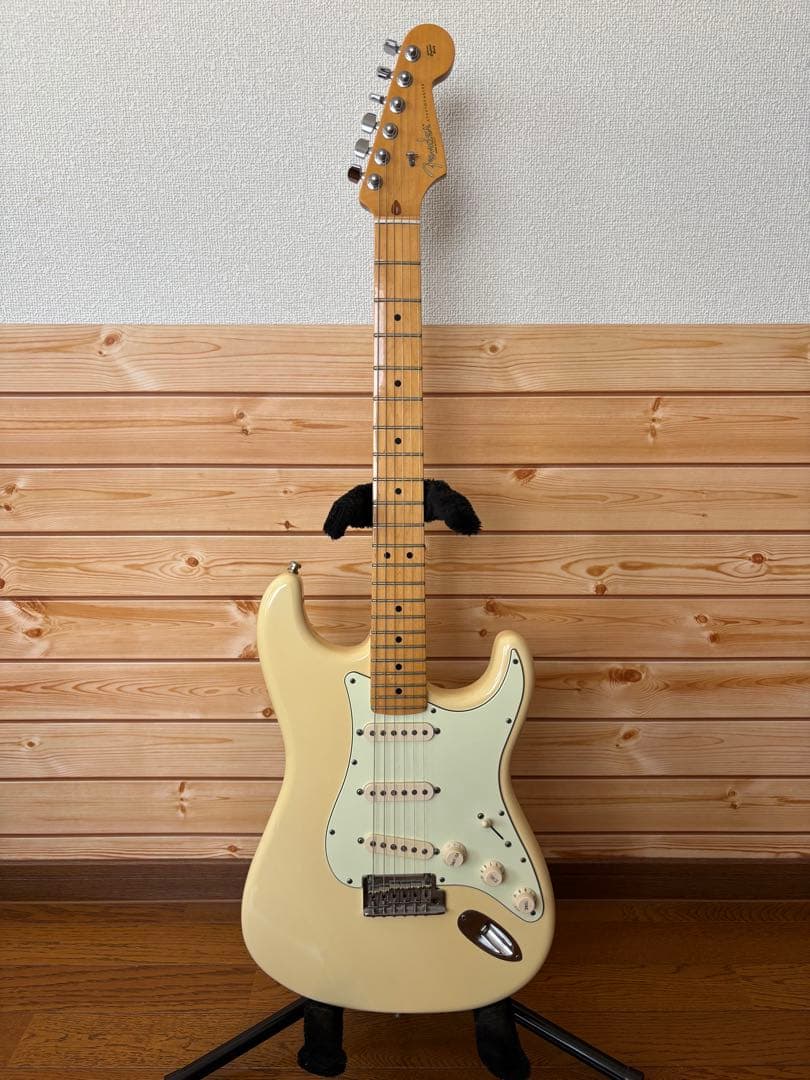 ギター FenderUSA American Standard Stratocaster