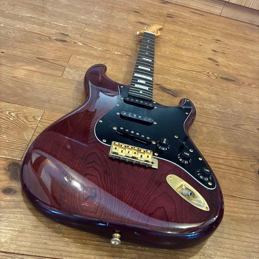 【ジャンク品】 Bacchus ストラトキャスタータイプ　エレキギター