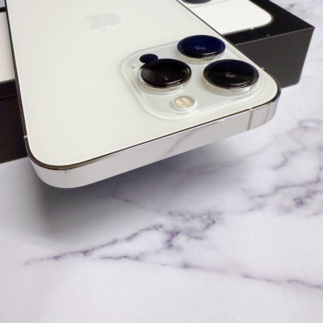 【チャンボ】 iPhone 13 Pro 256GB 本体　SIMフリー