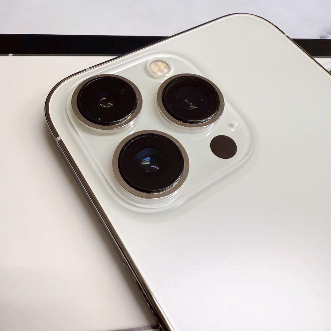 【チャンボ】 iPhone 13 Pro 256GB 本体　SIMフリー