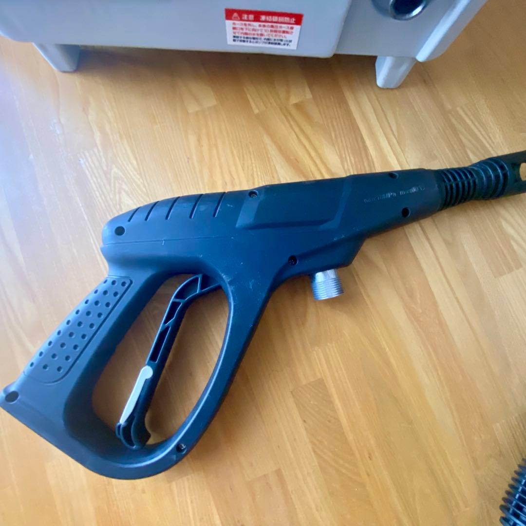 【すぐ発送】アイリスオーヤマ タンク式 高圧洗浄機 SBT-412N