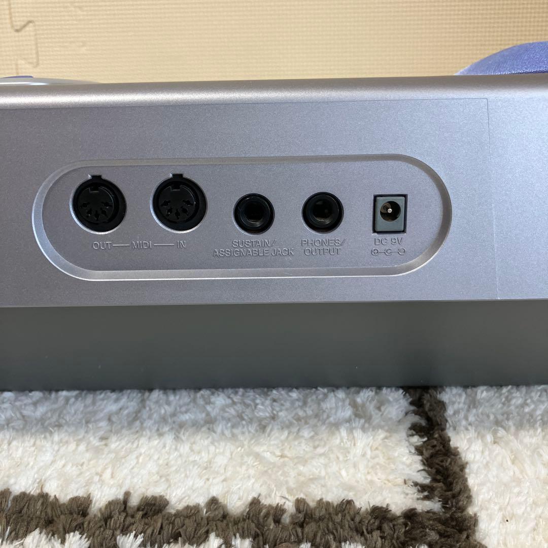 キーボード　CASIO LK-250it 光ナビゲーション　61鍵盤タイプ