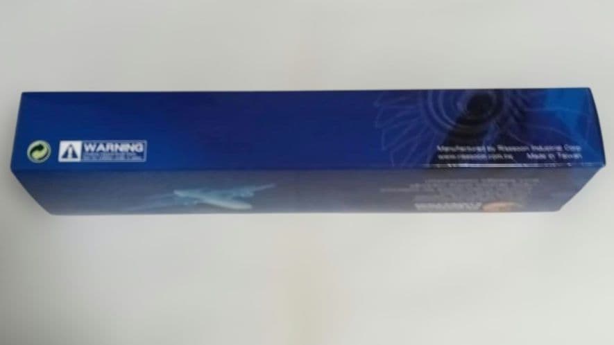 エバーライズ　Premium Collection　JAL JA851J　模型