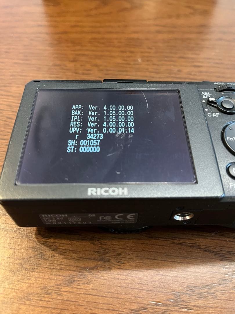 RICOH GR コンパクトデジタルカメラ