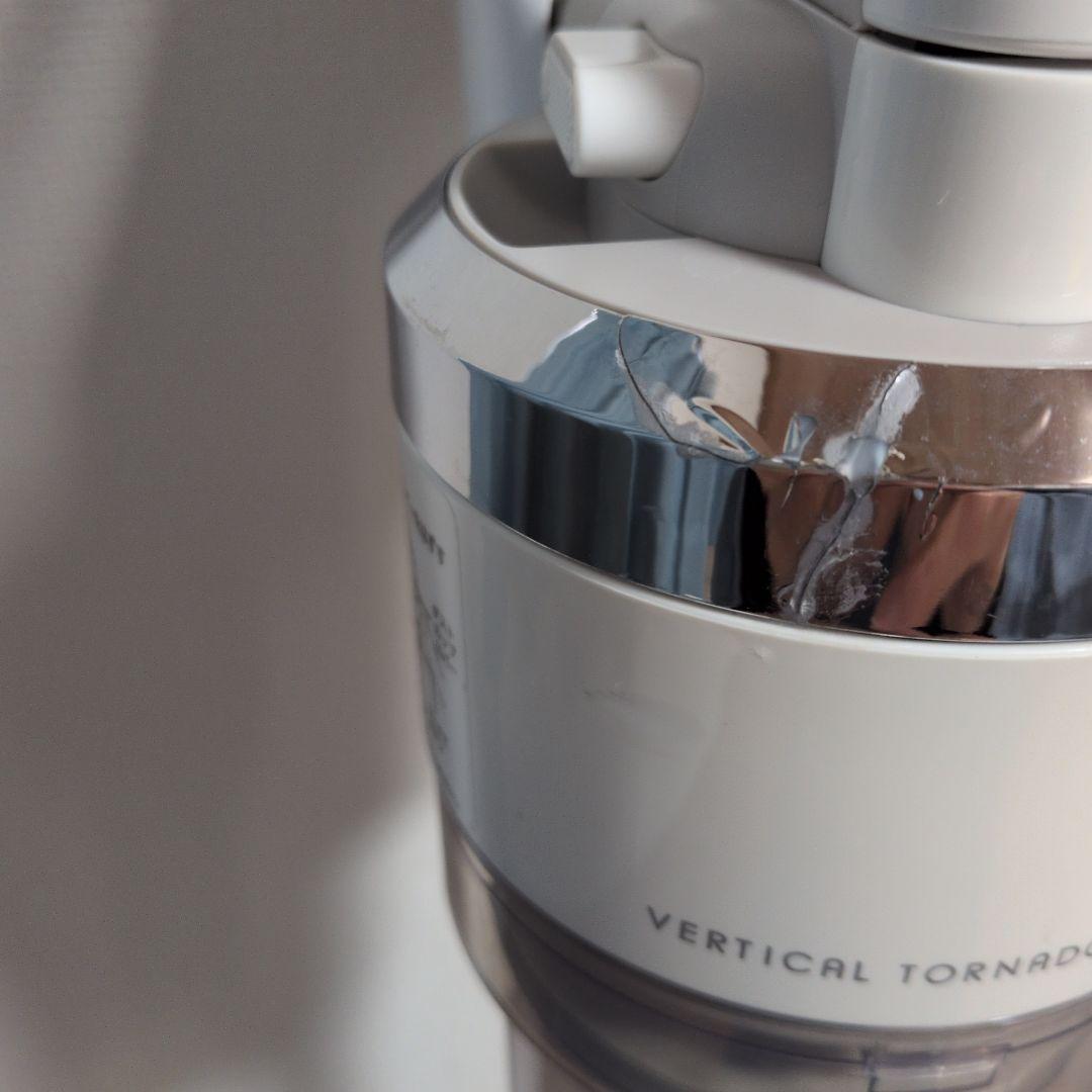 TOSHIBAスティッククリーナー本体 ホワイト