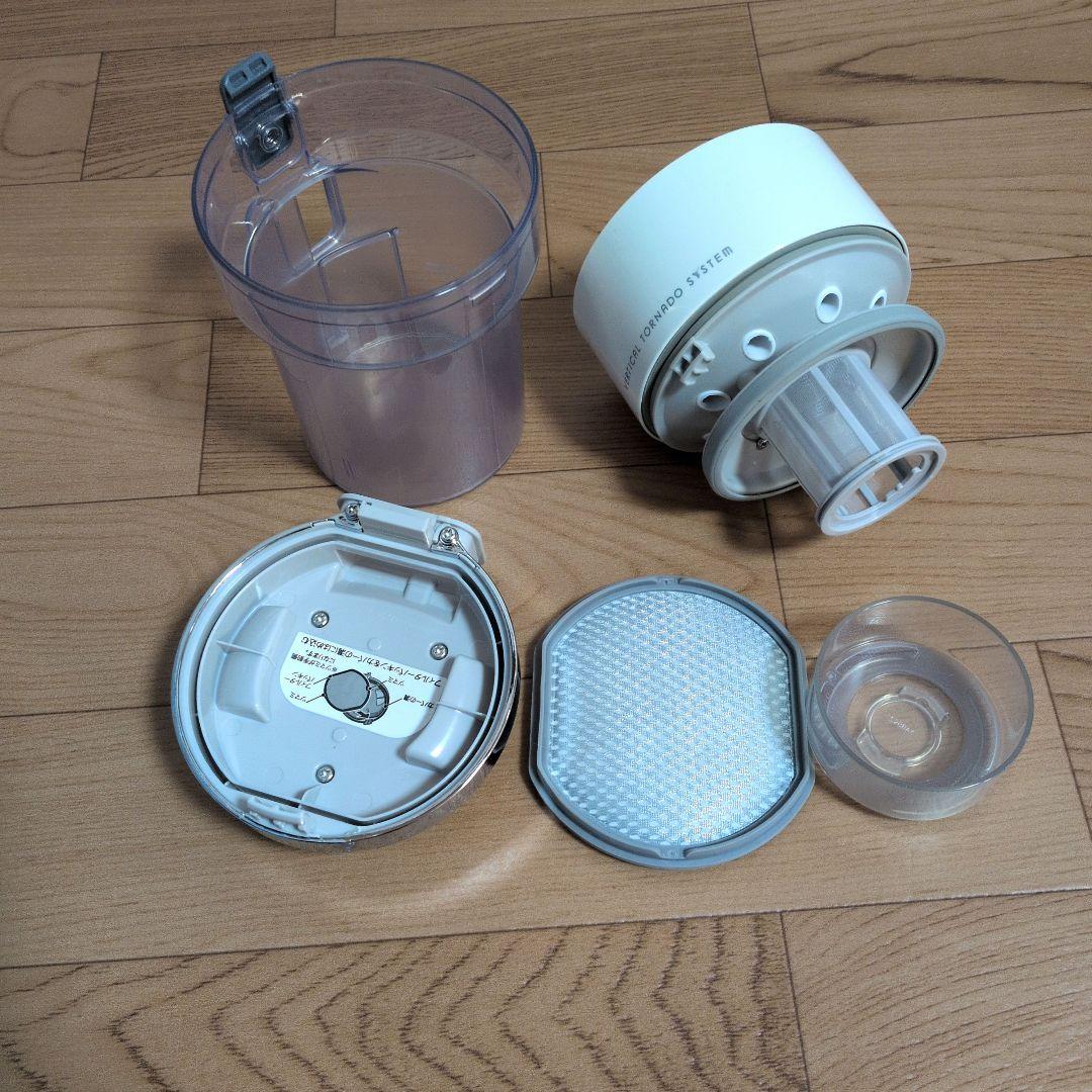 TOSHIBAスティッククリーナー本体 ホワイト