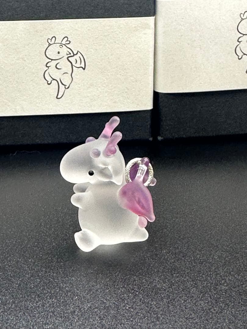 新同/ココロイロ プチドラゴン 少し濃いピンク①箱付 ネックレスにも♪ガラス置物