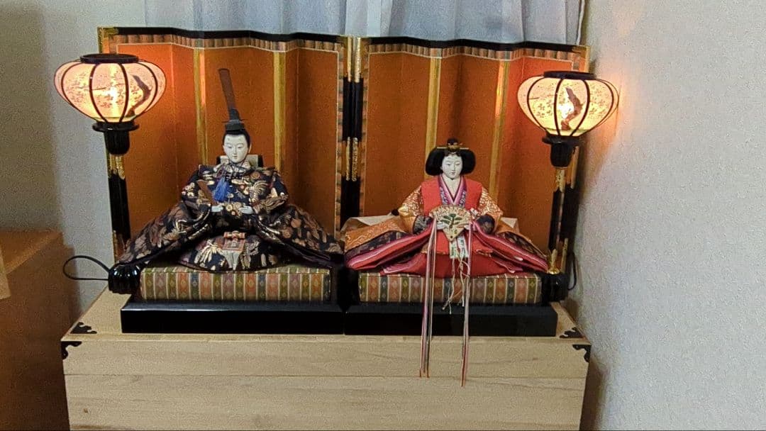 【shinsuke】お雛様七段飾り　人形15体+雪洞　桐箱入り　ビンテージ