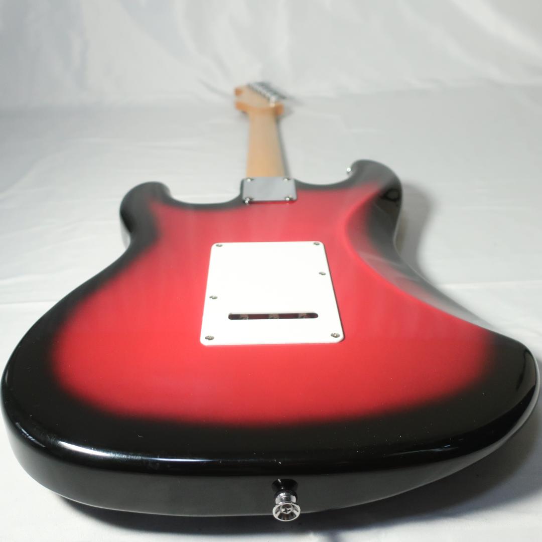 ほぼ未使用 Legend エレキギター ケース付 ストラトタイプ 2トーンレッド