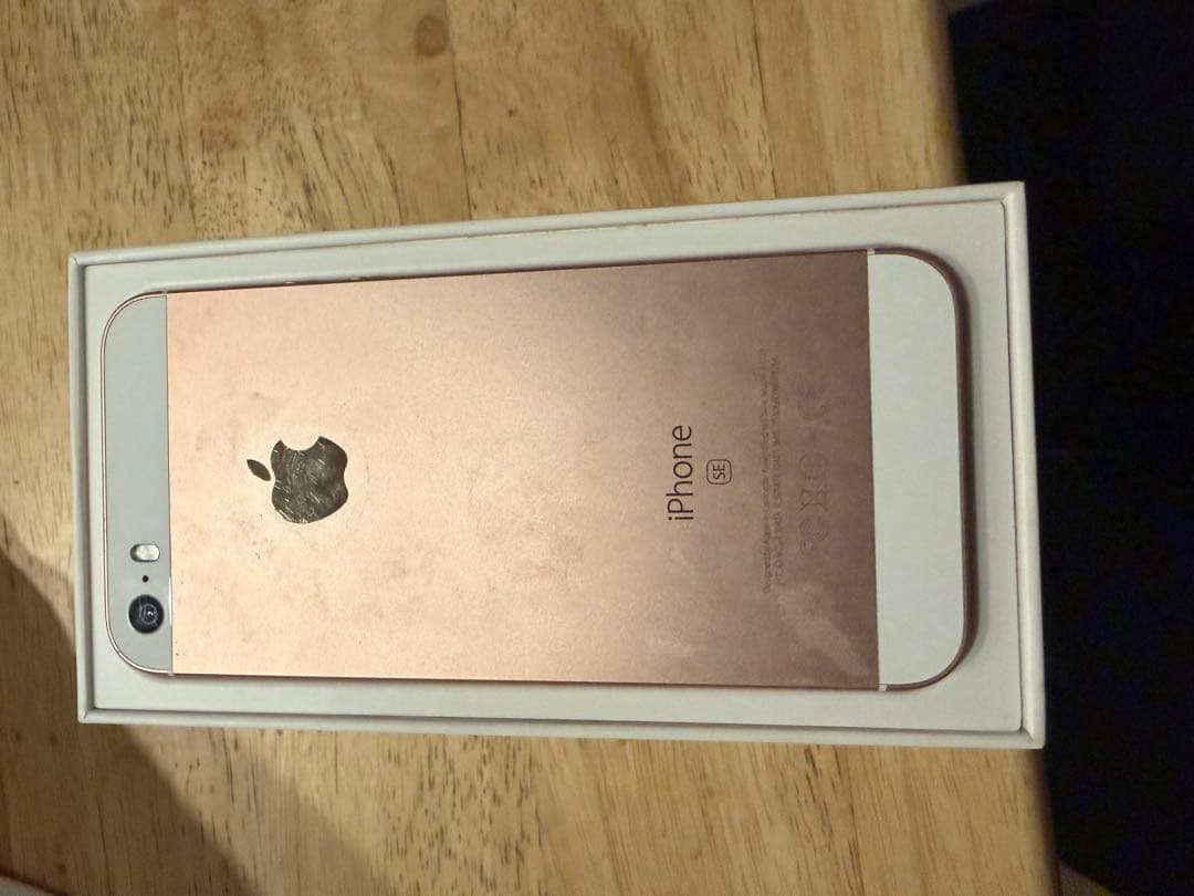 スマートフォン本体 iPhone SE