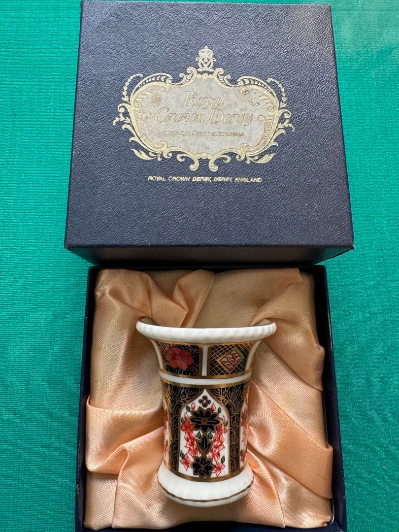  Crown Derby オールド伊万里 ミニ花瓶