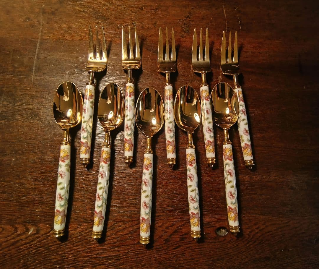 ミントン（MINTON）、ミキモト（Mikimoto）のカトラリーセット