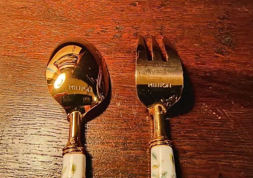 ミントン（MINTON）、ミキモト（Mikimoto）のカトラリーセット