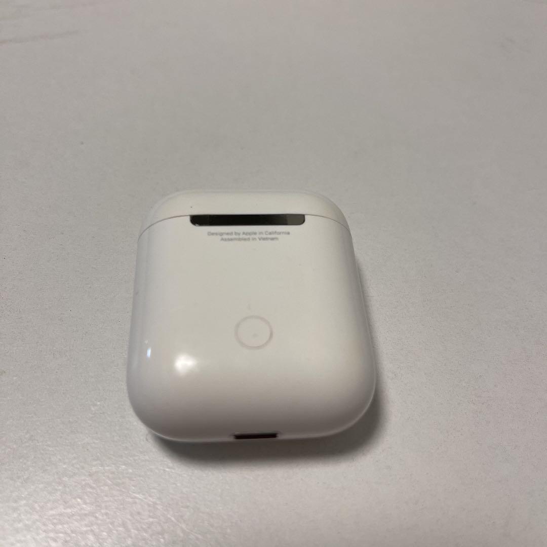 Apple AirPods (第1世代) ワイヤレス　イヤホン