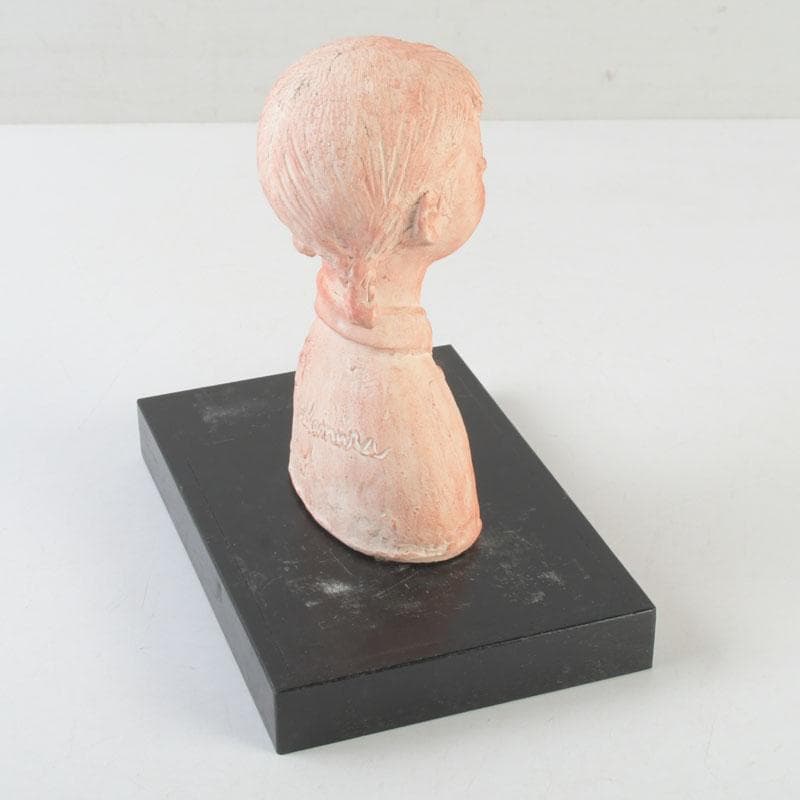 一陽会常任委員　彫刻家　中村輝作　『小女』　共箱　V　9947