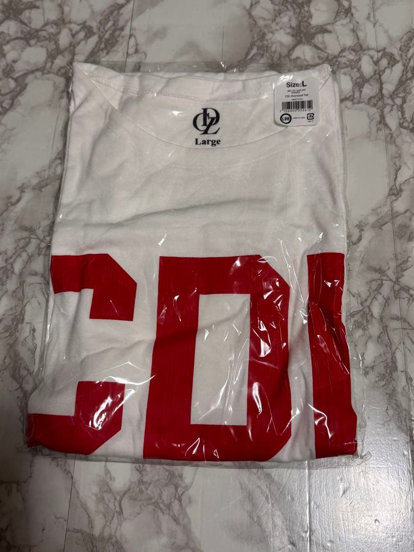 ØMI CDLロゴ Tシャツ