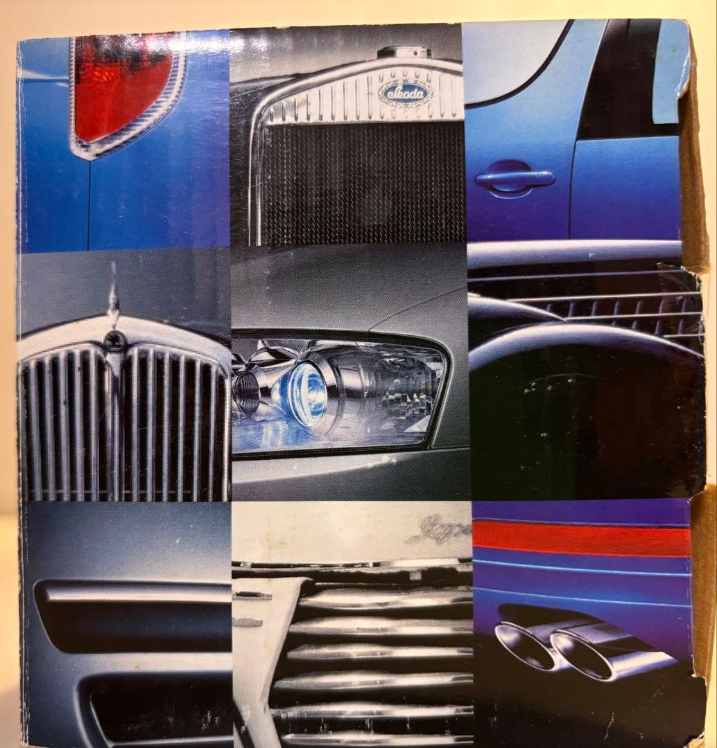 希少 1/24 Abrex シュコダ オクタビア コンビ レッド 15年物 美品