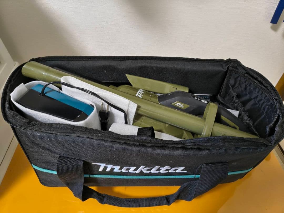 Makita 掃除機(キャニスター) 40Vバッテリー