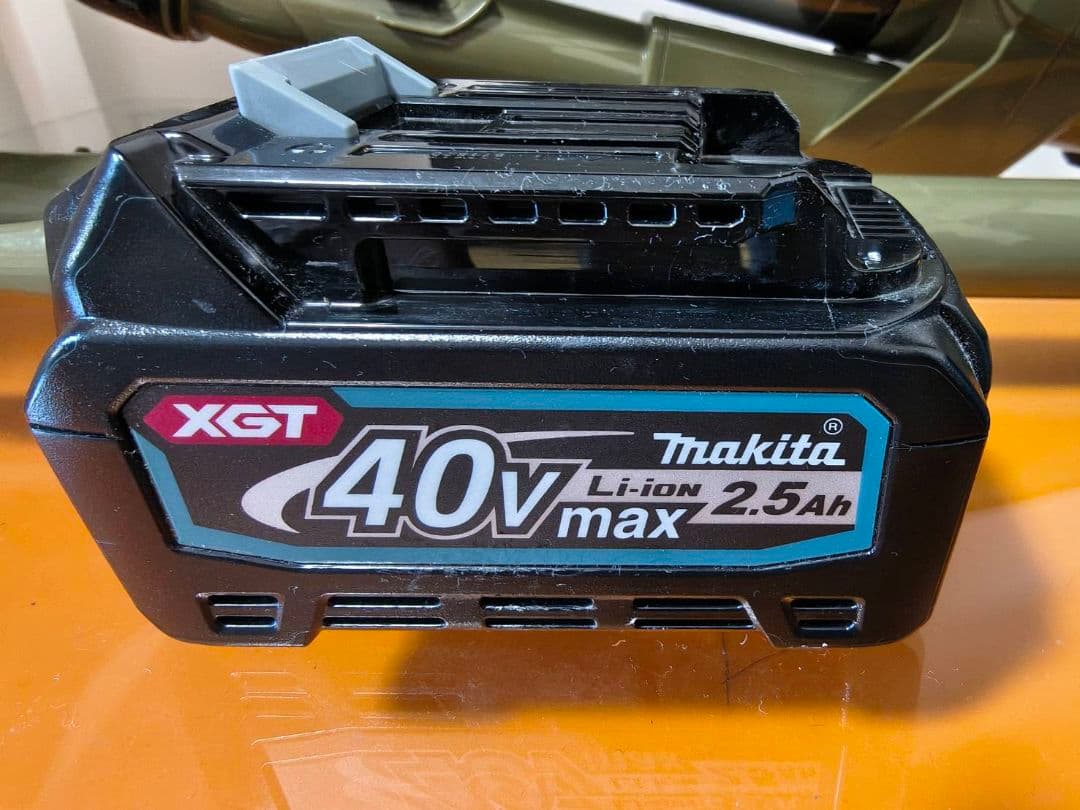 Makita 掃除機(キャニスター) 40Vバッテリー
