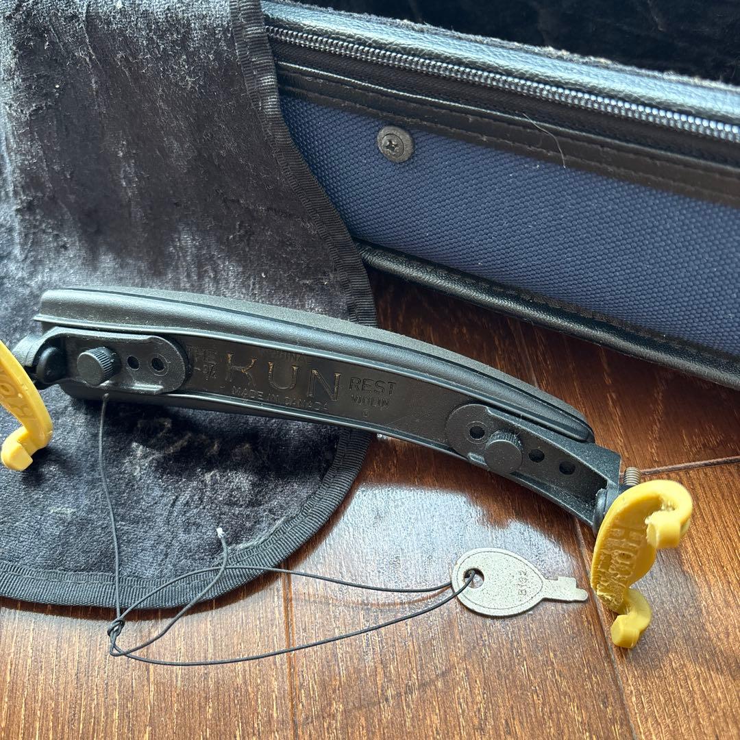 1/2バイオリン　弓付き